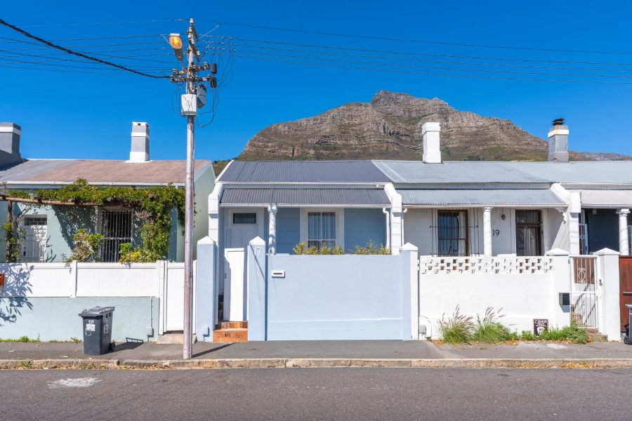 1 Bedroom Property for Sale in Woodstock Western Cape